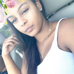 Meet your Posher, Hailey